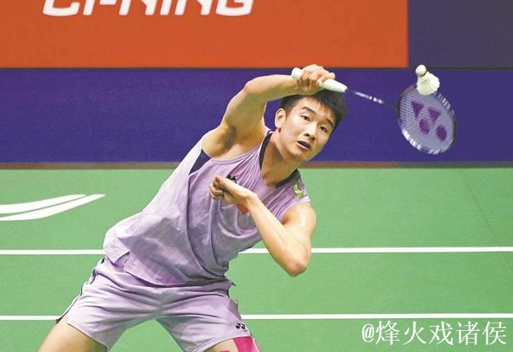 中国羽毛球大师赛：李诗沣力克梁峻豪晋级下一轮